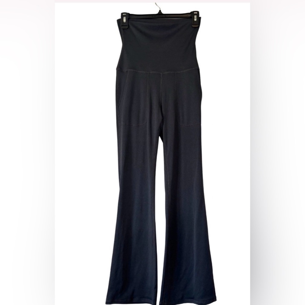 HALARA Dark Gray Flare Leggings